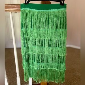 Women’s green fringe midi skirt size small NWT